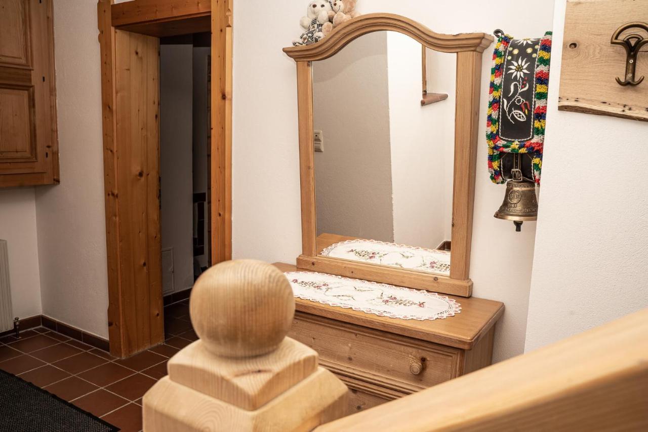Ferienhaus Haus Gilfert Pill ภายนอก รูปภาพ
